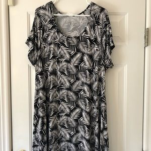 Black & White palm swing dress